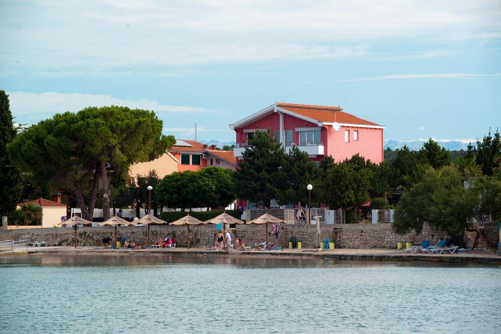 Apartments Danijela 2 Sukošan 部屋 写真
